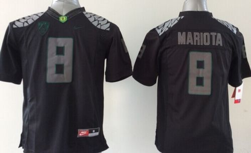 Youth Oregon Ducks #8 Marcus Mariota Blackout Stitched NCAA Jersey