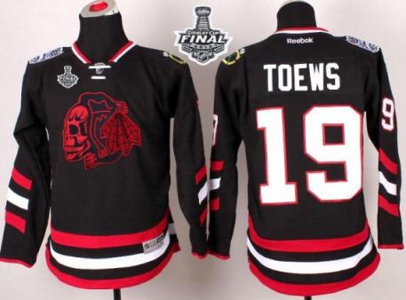 Youth Blackhawks #19 Jonathan Toews Black(Red Skull) 2014 Stadium Series 2015 Stanley Cup Stitched NHL Jersey