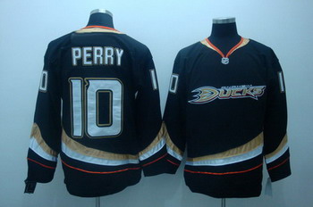 Anaheim Ducks 10 Corey perry black jerseys