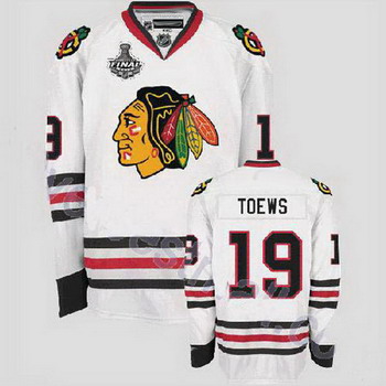 Cheap Chicago Blackhawks 19 Jonathan Toews Stitched White Jersey with Stanley Cup Finals Patch For Sale