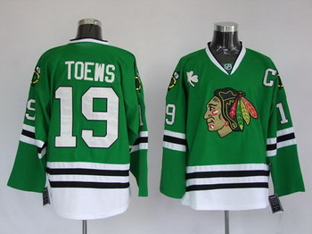 Chicago Blackhawks 19 Janathan Toews Green
