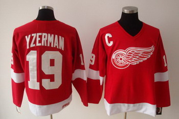 Detroit Red Wings 19 Steve Yzerman Red Jersey