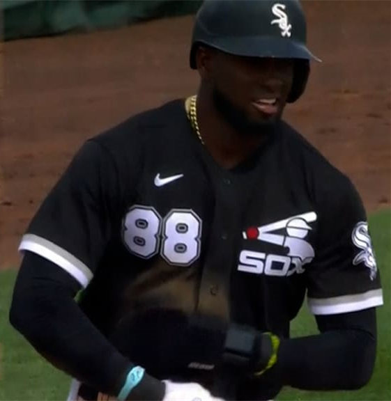 Men's Chicago White Sox #88 Luis Robert Nike Black Retro Game Jersey